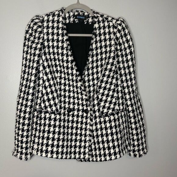 Women's Black and White Houndstooth Blazer - Picture 8 of 8